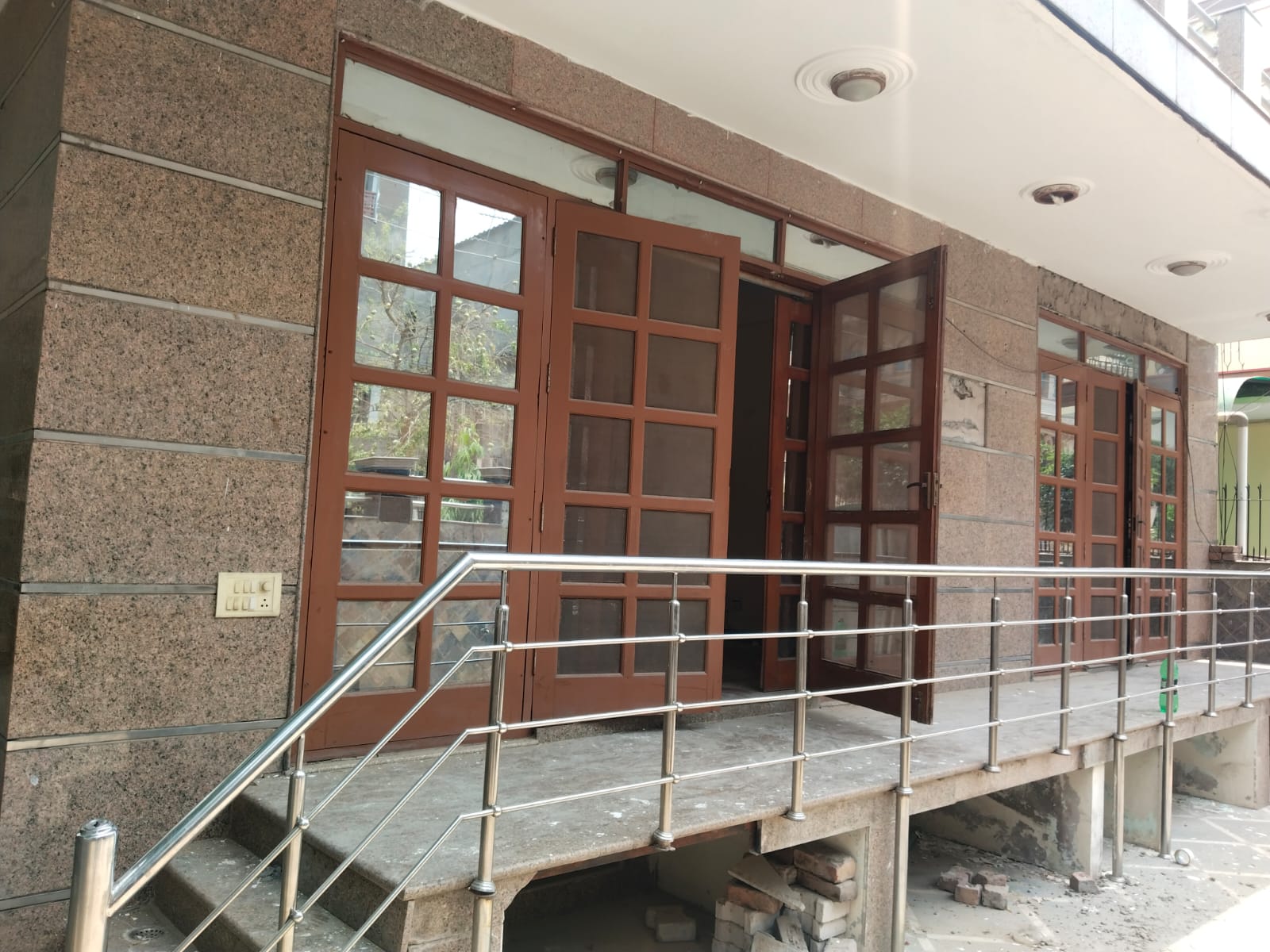 WhatsApp-Image-2024-05-07-at-12.32.05_531ce7e5