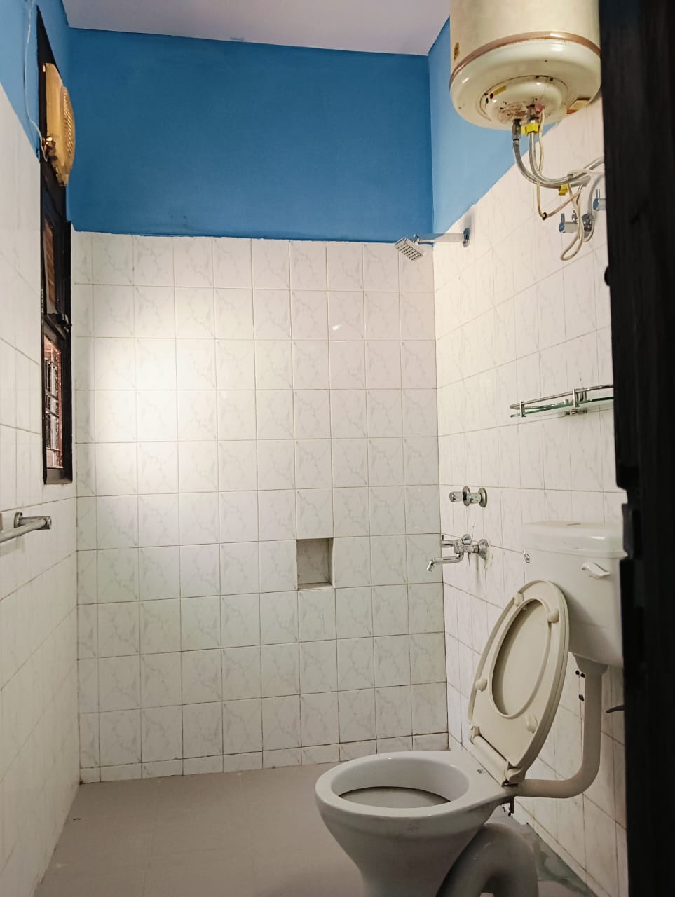 WhatsApp-Image-2024-05-27-at-16.19.17_45e8d1f6