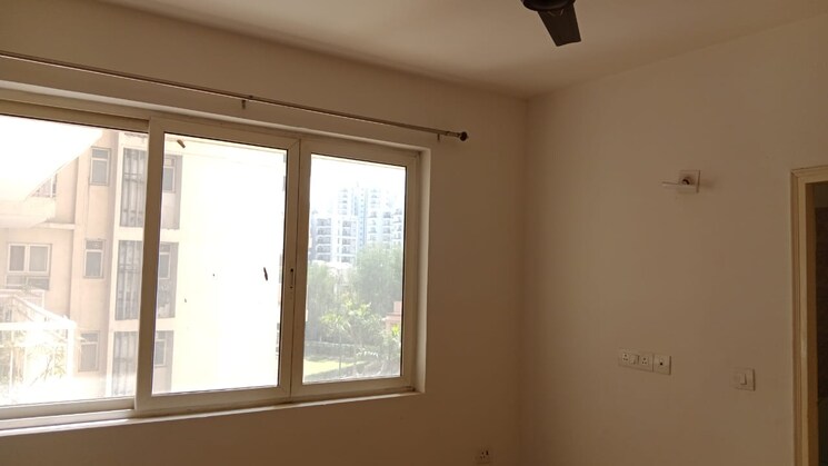 IN_638899207210973624-040825041201121