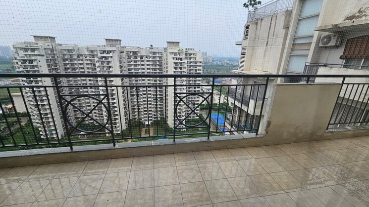 IN_638900726003330527-0608251023202320