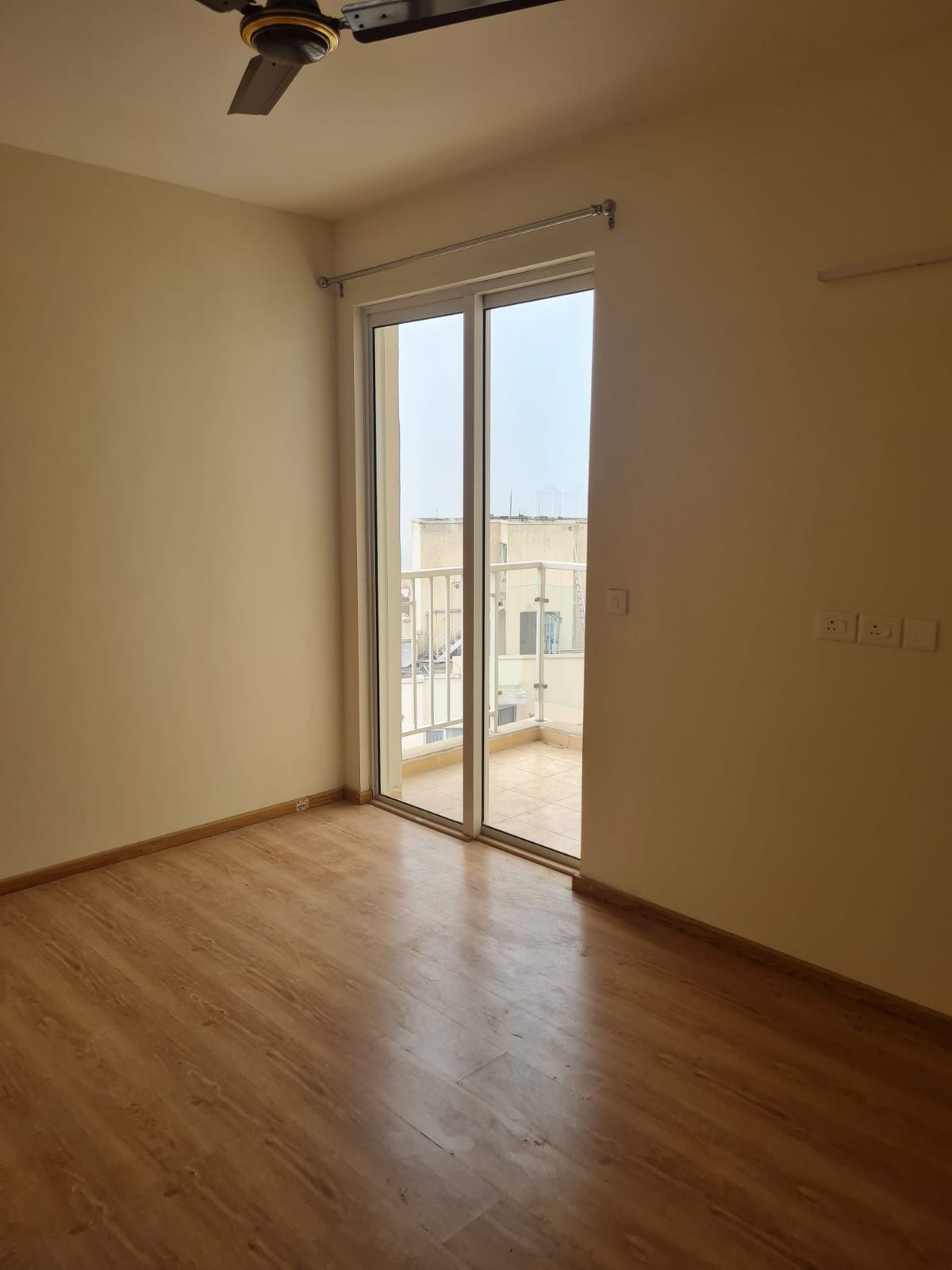 WhatsApp-Image-2025-09-18-at-17.12.05-1