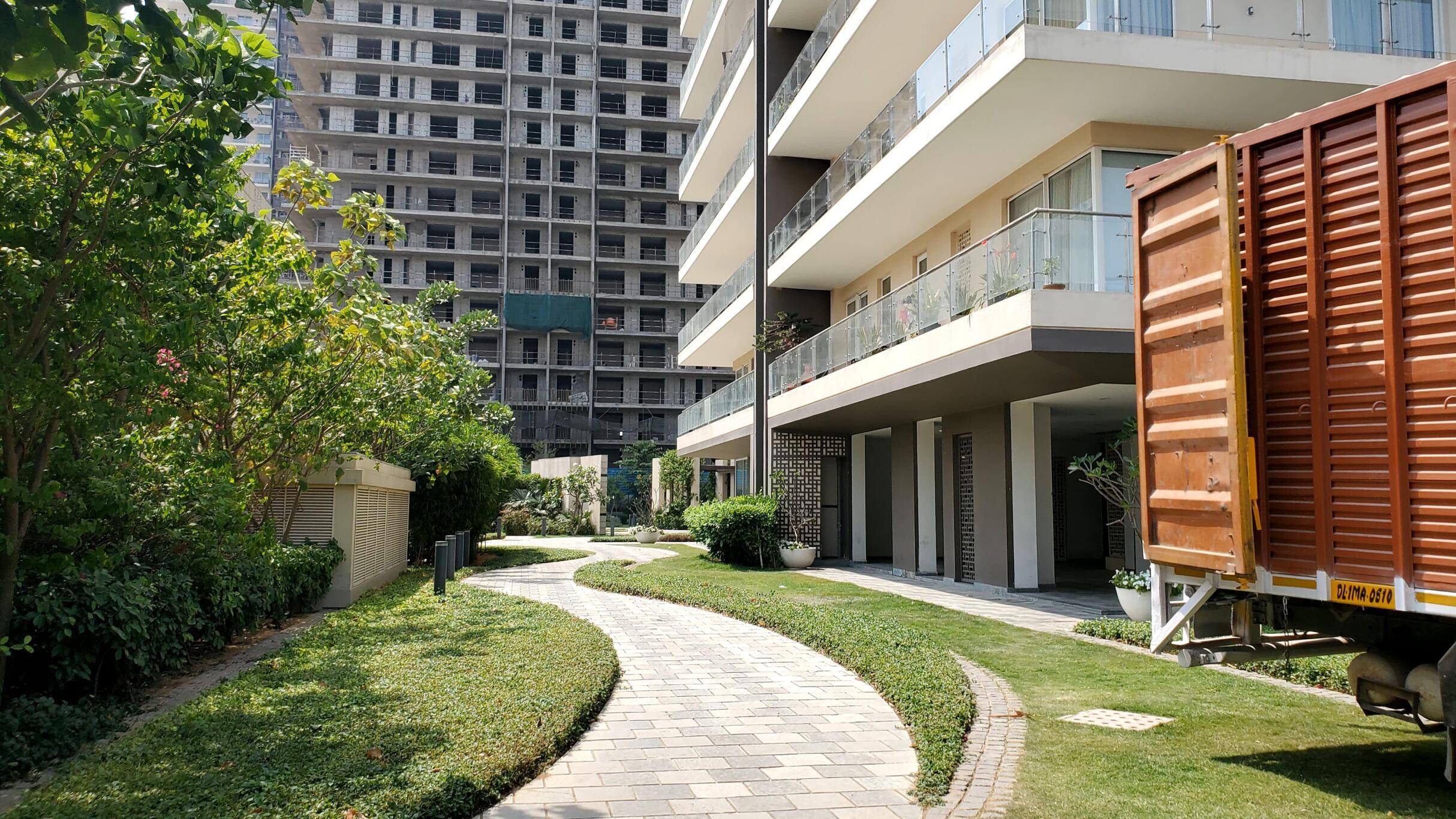 ixfnxln_1747632916_597282915_optOrig