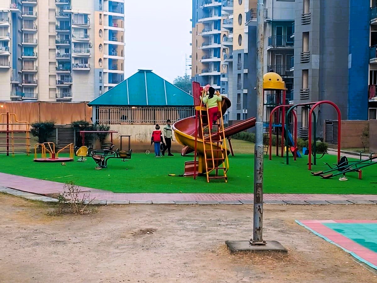 dfxeidm_1741858567_577271117_optOrig