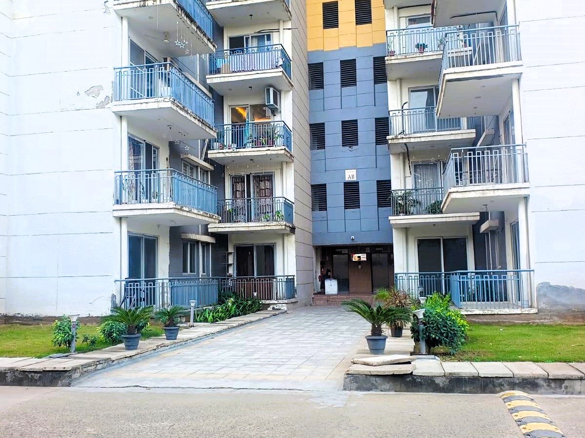 ooh9qab_1741858733_577272145_optOrig